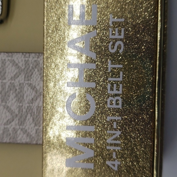 1952- MICHAEL Michael Kors Belt Bundle 4 In 1 Belt Set NWT - Picture 5 of 10